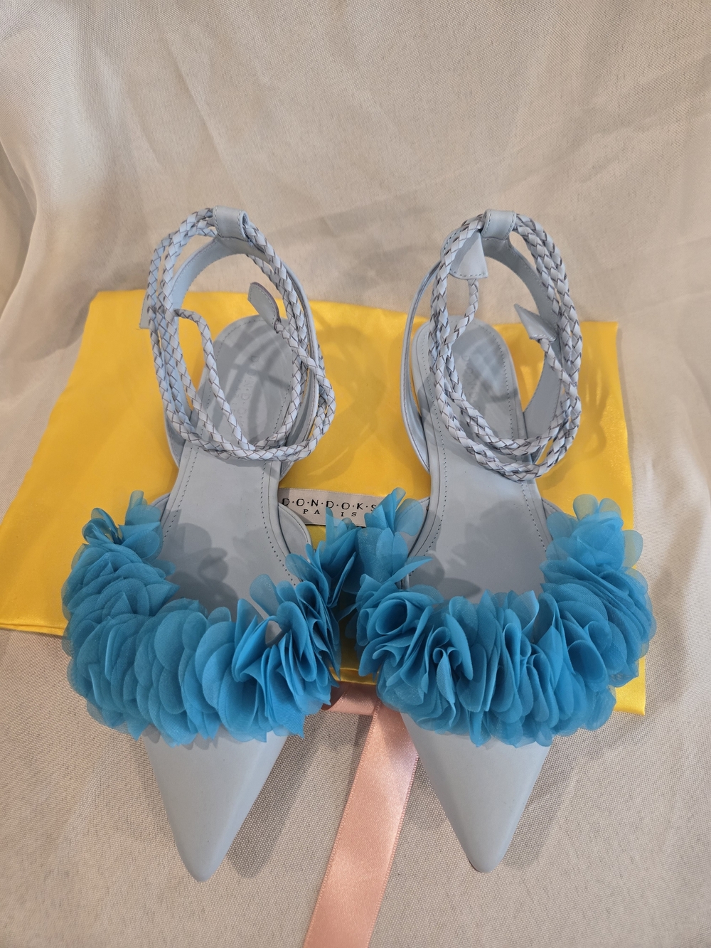 Dondoks NEW, Light Blue Pointed Toe Floral Strap Flats
